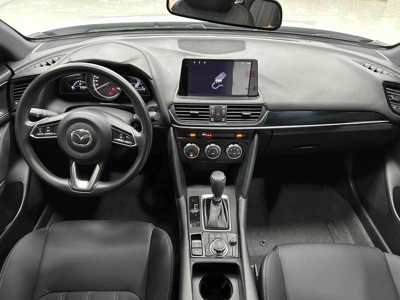 Mazda CX-4, 2023 — фото 9 из 12