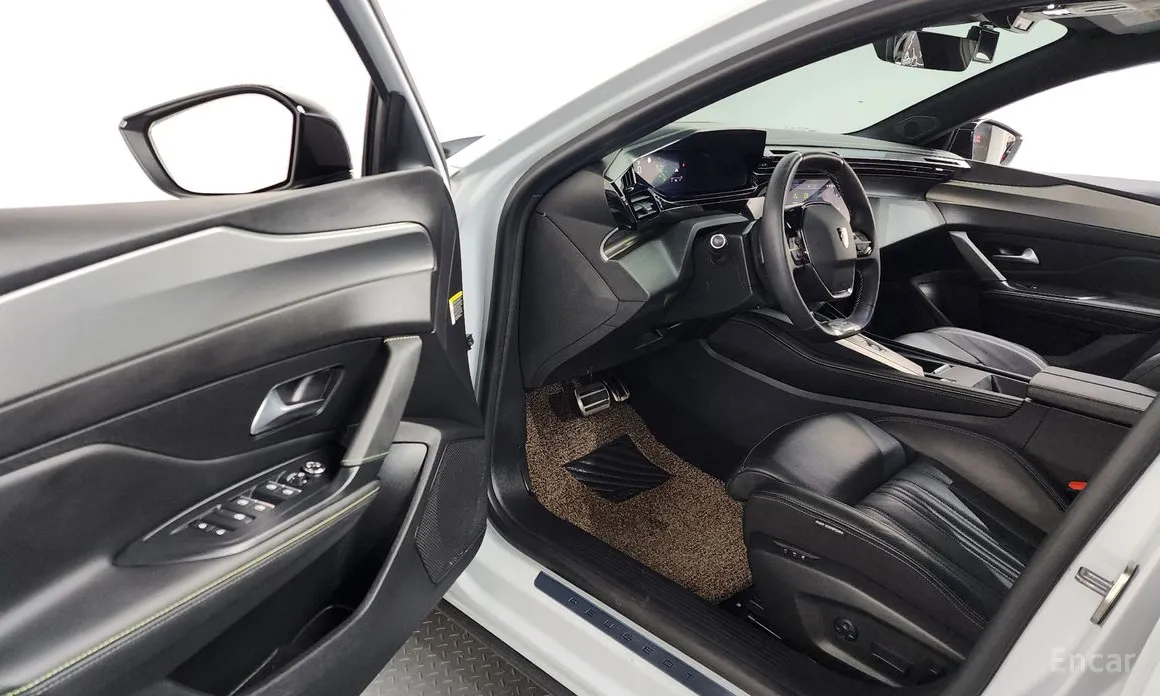 Peugeot 408, 2024 — фото 10 из 12