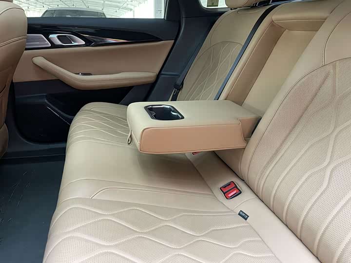 Geely Galaxy A7, 2025 — фото 8 из 9