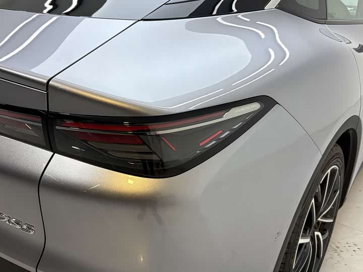 BAIC Arcfox Alpha S5, 2025 — фото 9 из 9