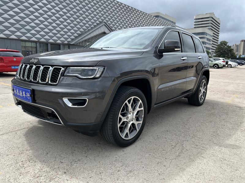 Jeep Grand Cherokee, 2022 — купить в Уфе под ключ