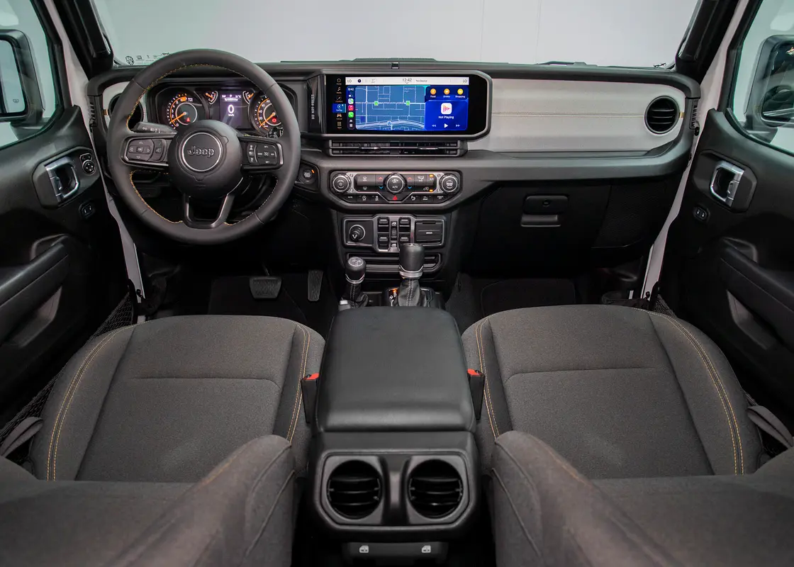 Jeep Wrangler, 2024 — фото 8 из 10