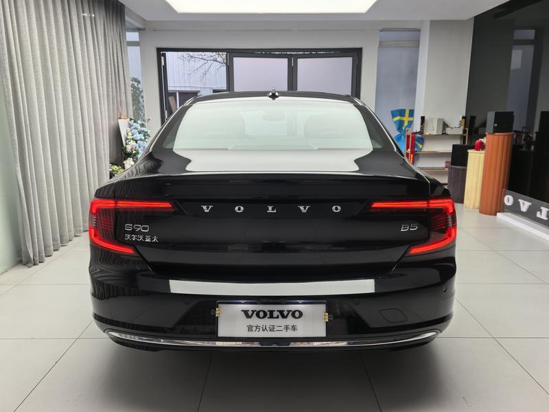 Volvo S90, 2025 — фото 5 из 12