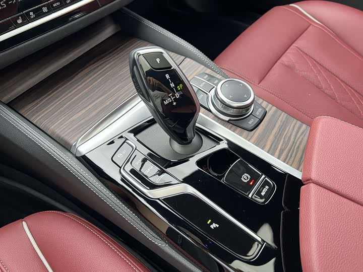 BMW 5 Series, 2022 — фото 5 из 9