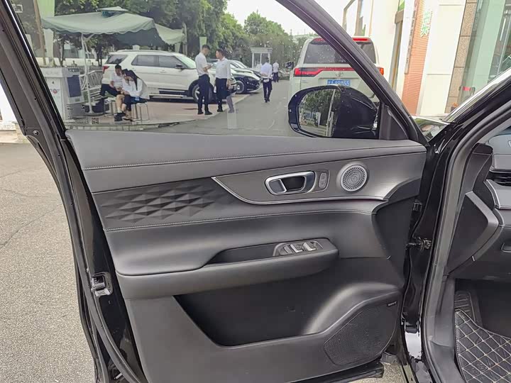 Chery Tiggo 8 Plus, 2025 — фото 6 из 9