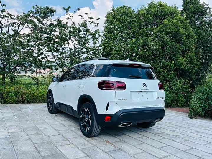 Citroen C5 Aircross 2023, 2022 — фото 5 из 9