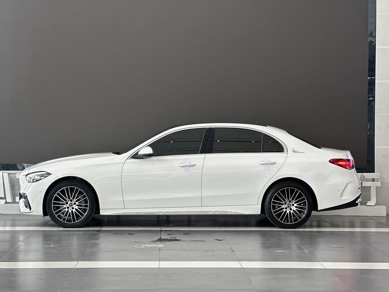 Mercedes-Benz C-Class, 2023 — фото 3 из 10
