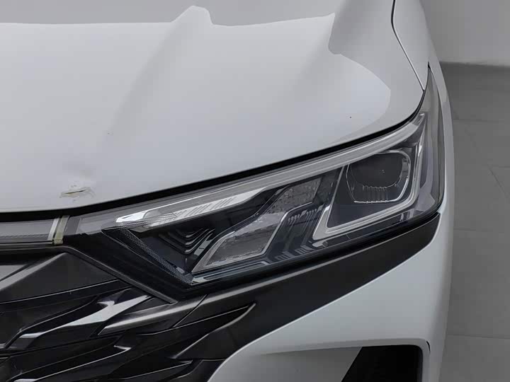 Dongfeng Aeolus AX7, 2022 — фото 7 из 9