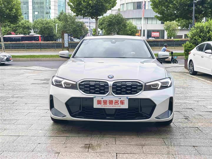 BMW 3 Series, 2025 — фото 2 из 9