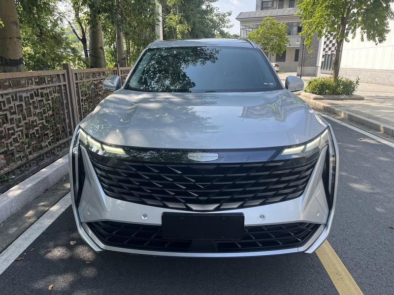 Geely Atlas L, 2024 — фото 2 из 11