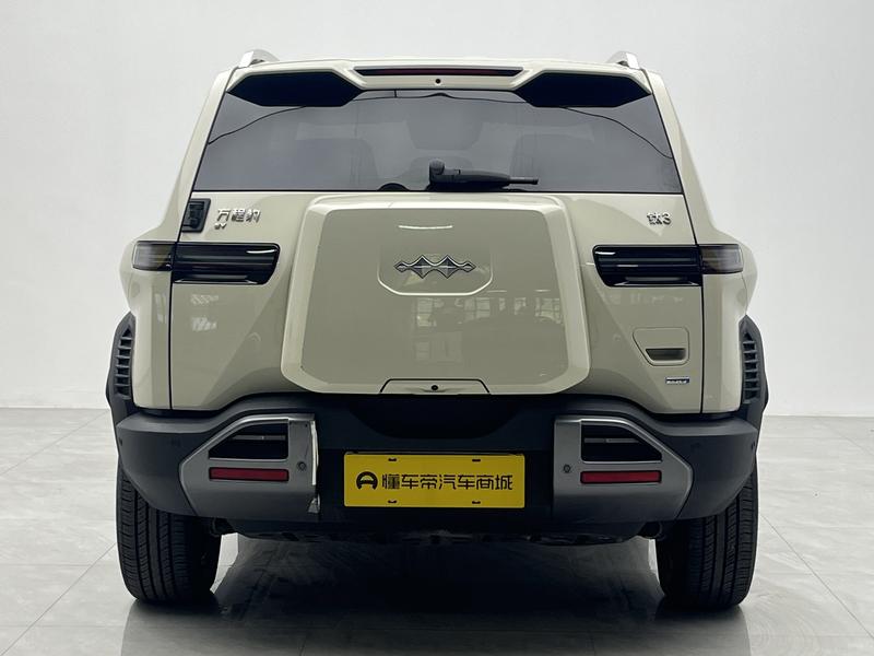 BYD FangChengBao Titanium 3 (Tai 3), 2025 — фото 6 из 12