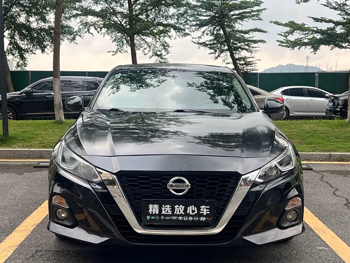 Nissan Teana, 2022 — фото 2 из 9