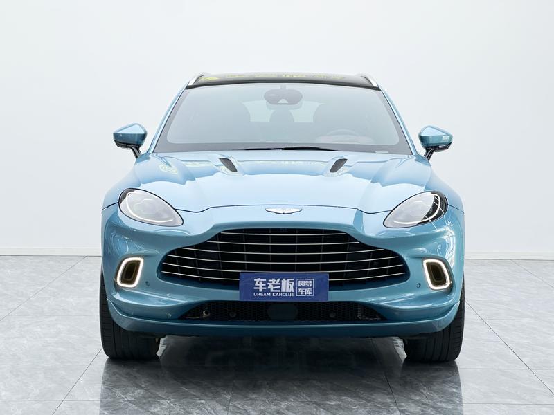 Aston Martin DBX, 2022 — фото 2 из 12