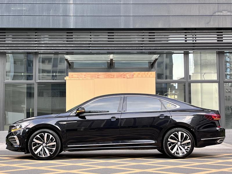 Volkswagen Passat, 2021 — фото 4 из 12