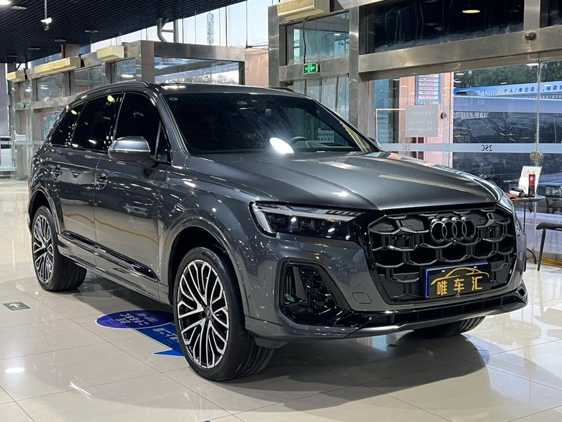 Audi SQ7, 2024 — фото 3 из 12