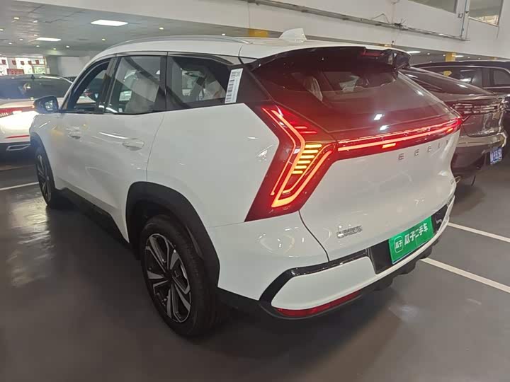 Geely Atlas L, 2025 — фото 5 из 9