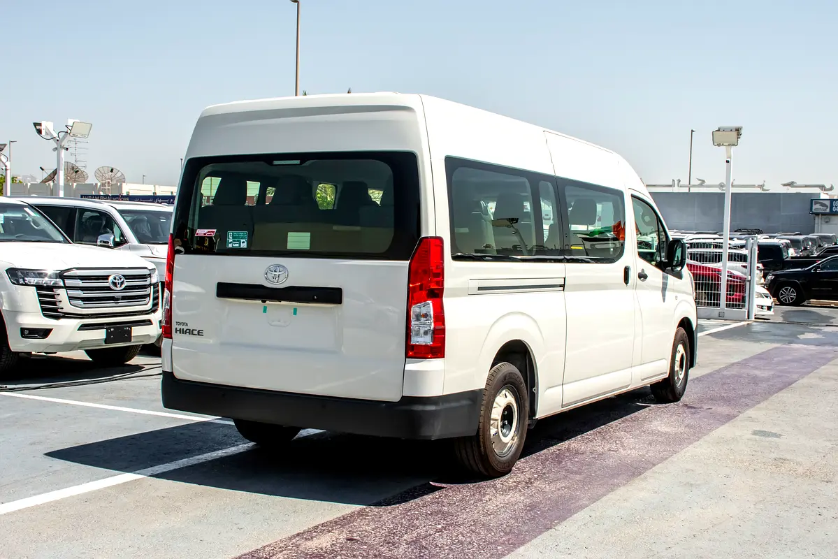 Toyota Hiace, 2026 — фото 6 из 10