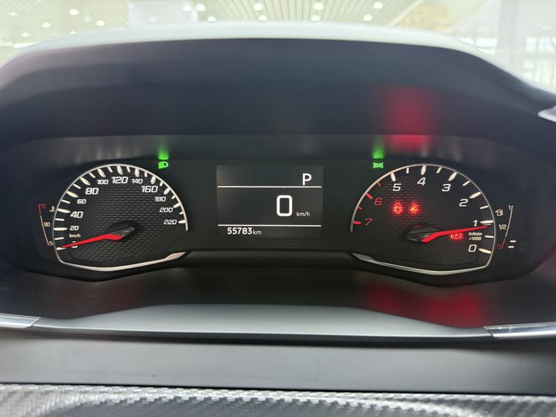 Peugeot 2008, 2022 — фото 9 из 12