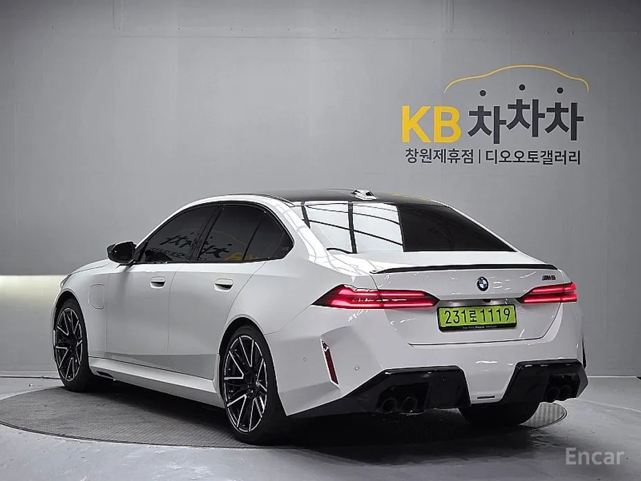 BMW M5, 2025 — фото 6 из 12