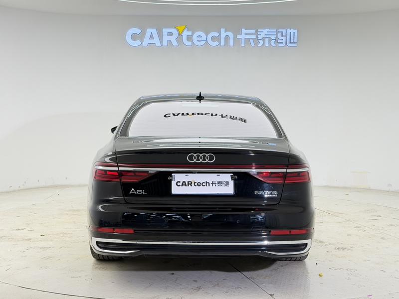 Audi A8, 2023 — фото 6 из 12