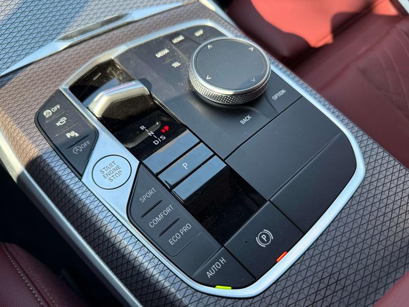 BMW 3 Series, 2024 — фото 10 из 12
