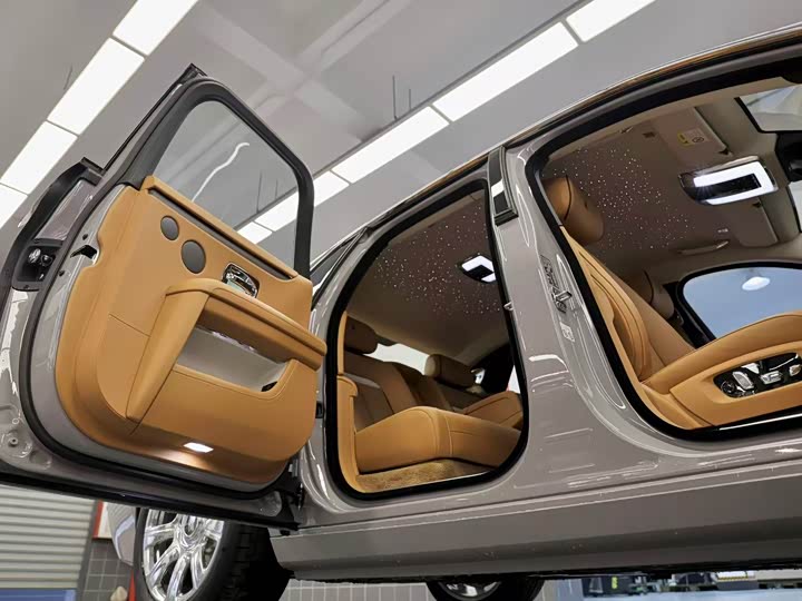 Rolls-Royce Ghost, 2025 — фото 3 из 9