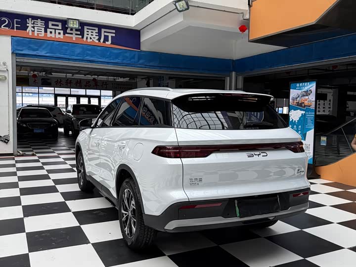 BYD Song Pro Hybrid, 2025 — фото 6 из 9
