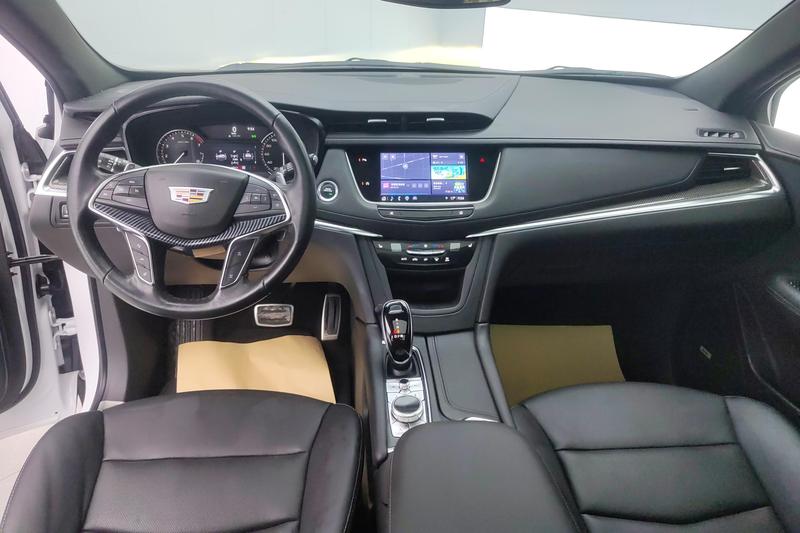 Cadillac XT5, 2022 — фото 9 из 12