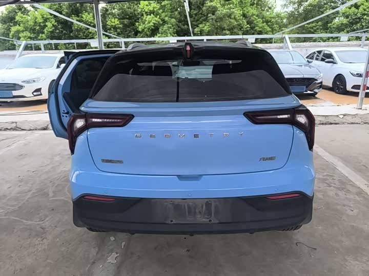 Geely Geometry E Firefly, 2023 — фото 6 из 9