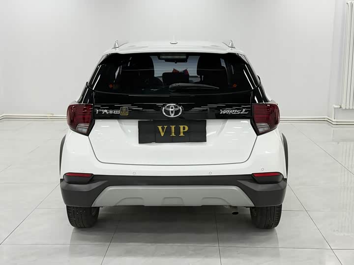 Toyota Yaris L Hatchback, 2021 — фото 6 из 9