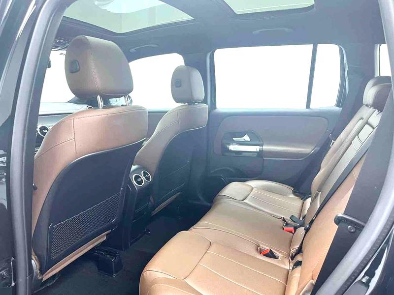Mercedes-Benz GLB-Class, 2023 — фото 8 из 9