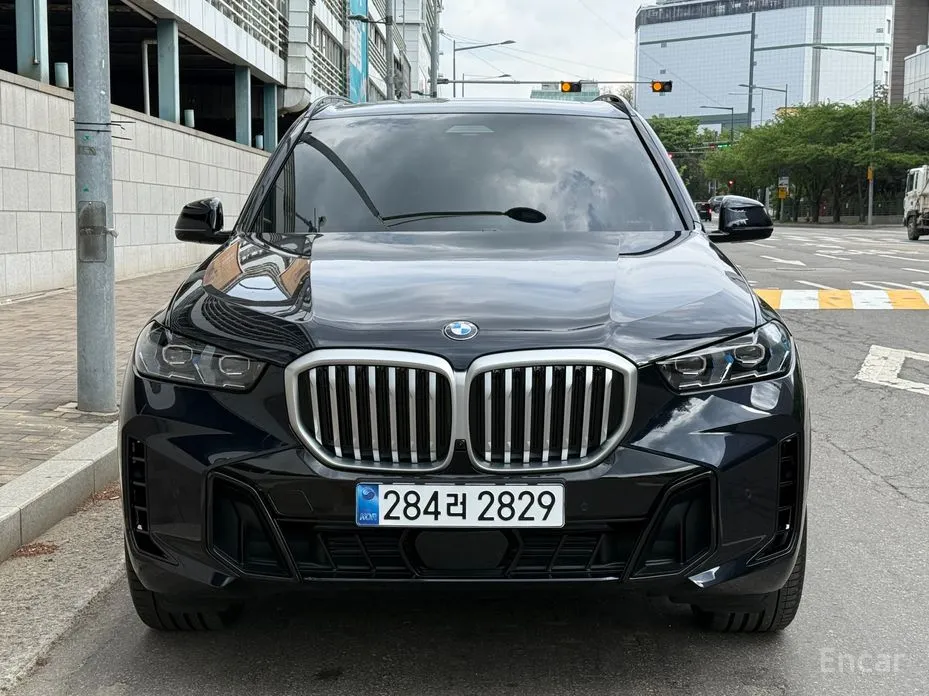 BMW X5, 2025 — фото 2 из 12