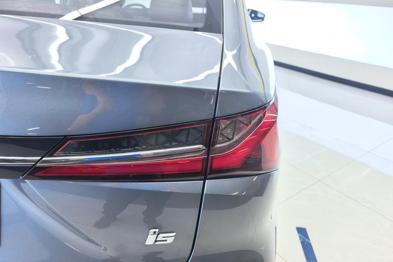 Roewe i5, 2025 — фото 5 из 12