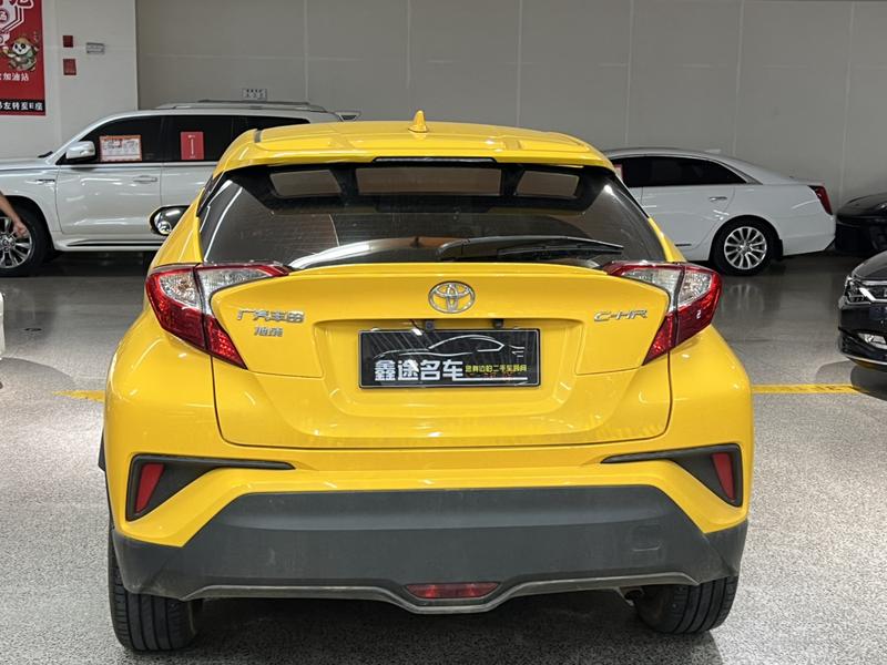Toyota C-HR, 2022 — фото 5 из 12