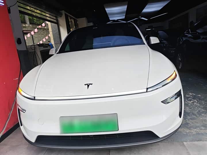 Tesla Model Y, 2025 — фото 3 из 9