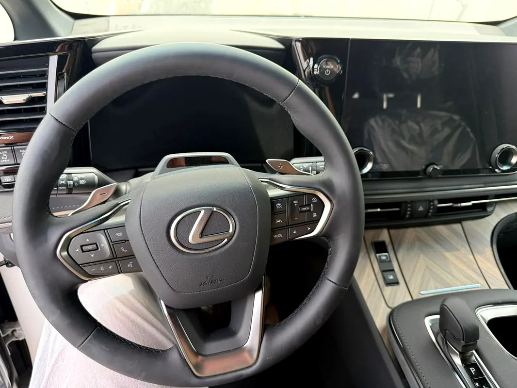 Lexus LM-Series, 2025 — фото 6 из 10