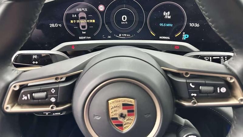 Porsche Taycan, 2021 — фото 9 из 12