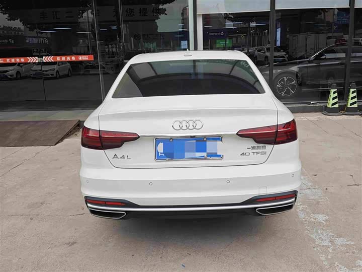 Audi A4L, 2022 — фото 3 из 9