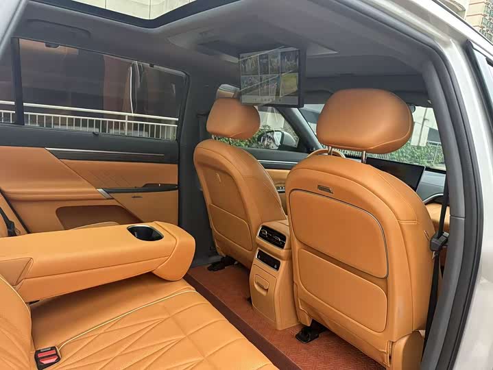 Dongfeng Yipai eπ 008, 2024 — фото 8 из 9