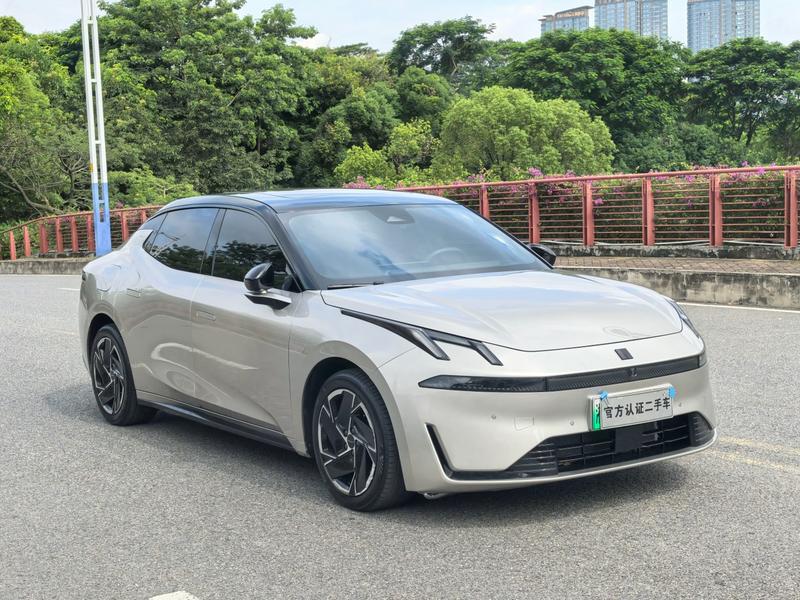 Lynk & Co 07 EM-P Hybrid, 2024 — фото 3 из 12