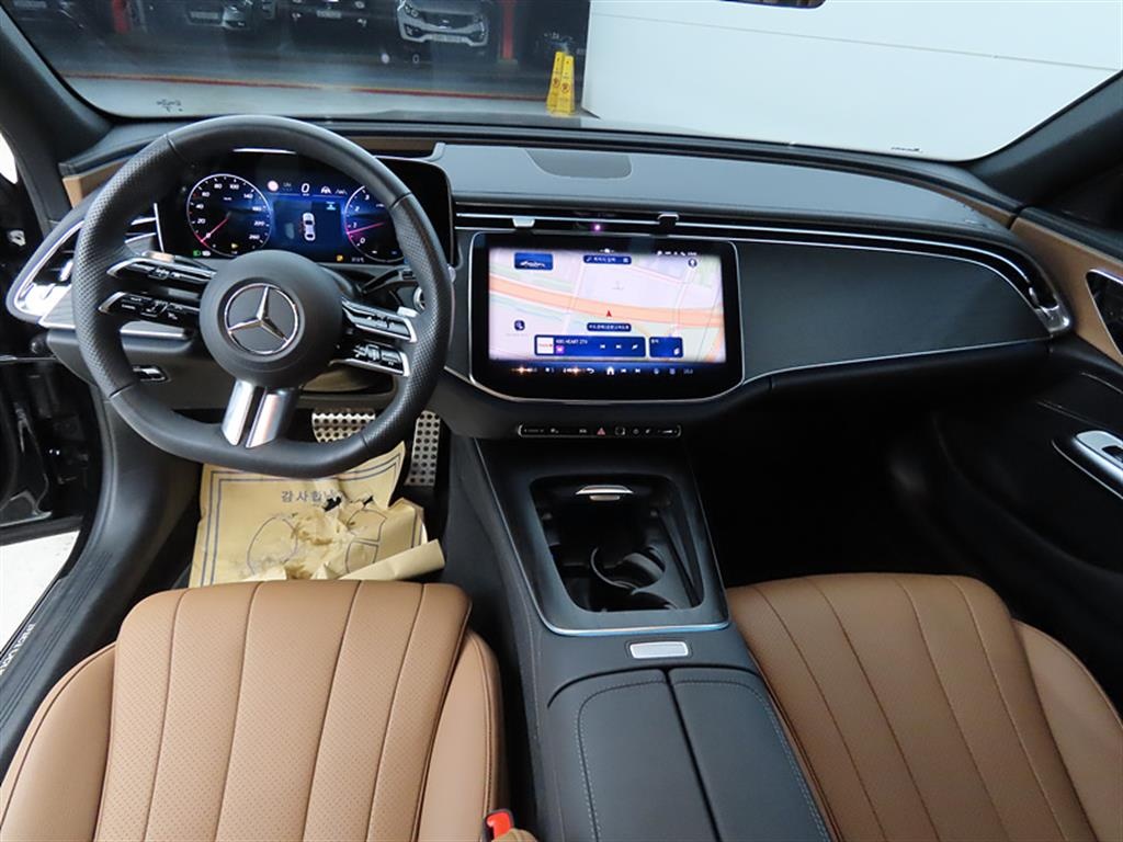 Mercedes-Benz E-Class, 2025 — фото 6 из 12