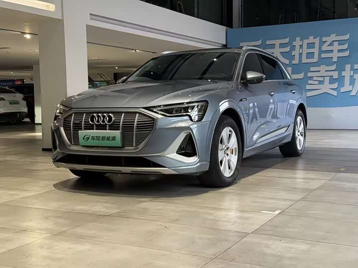 Audi e-tron, 2023 — купить в Саранске под ключ