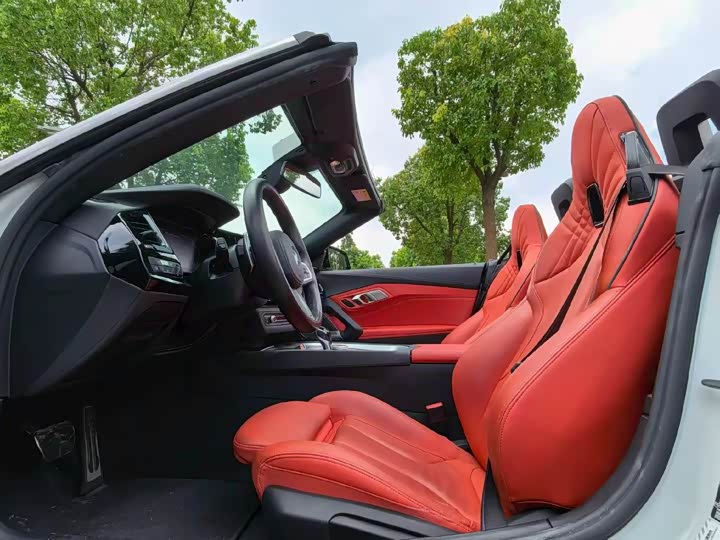 BMW Z4, 2022 — фото 4 из 9