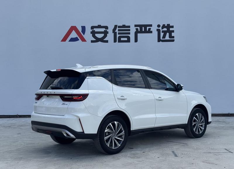Geely Vision X6, 2024 — фото 7 из 12