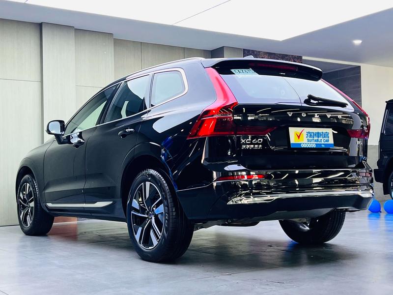 Volvo XC60, 2026 — фото 4 из 12