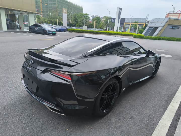 Lexus LC, 2022 — фото 5 из 9