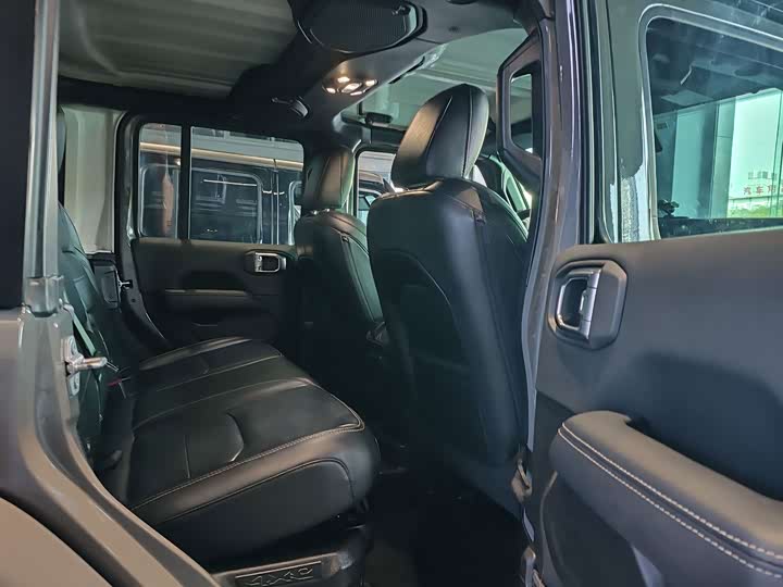 Jeep Wrangler Hybrid, 2022 — фото 8 из 9