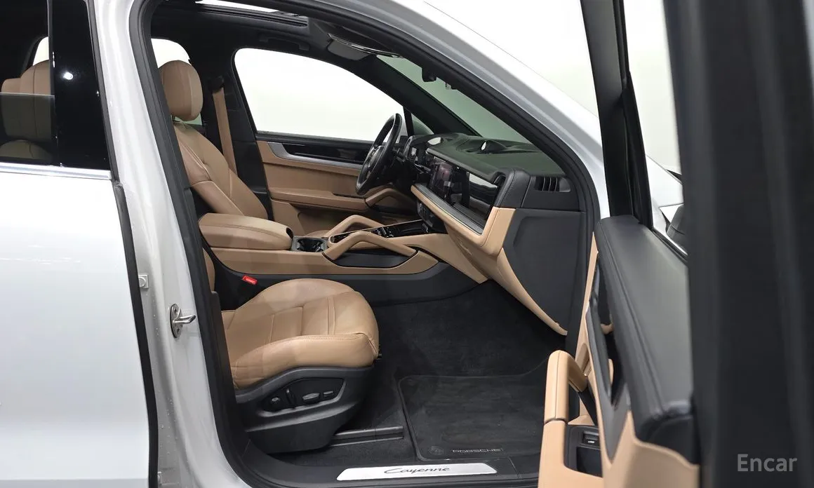 Porsche Cayenne, 2023 — фото 11 из 12