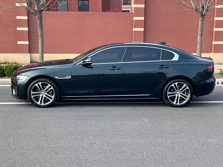 Jaguar XE L, 2023 — фото 2 из 9