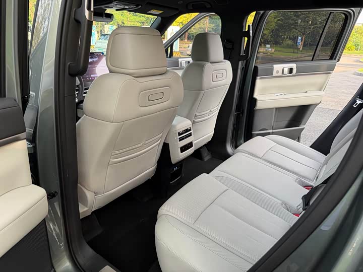 BYD FangChengBao Titanium 7 (Tai 7), 2025 — фото 8 из 9